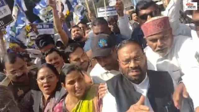 Swami Prasad Maurya Protest on Ayodhya Firing Case