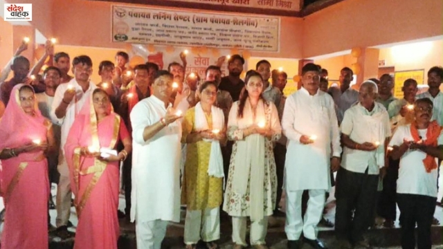 लखीमपुर खीरी: सेवा संकल्प अभियान के तहत जलाए गए 20 हजार से अधिक दीप