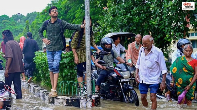 UP में 72 घंटे की बारिश से हाहाकार, शनिवार शाम तक 58 मौतें, आज भी 4 जिलों में ऑरेंज अलर्ट