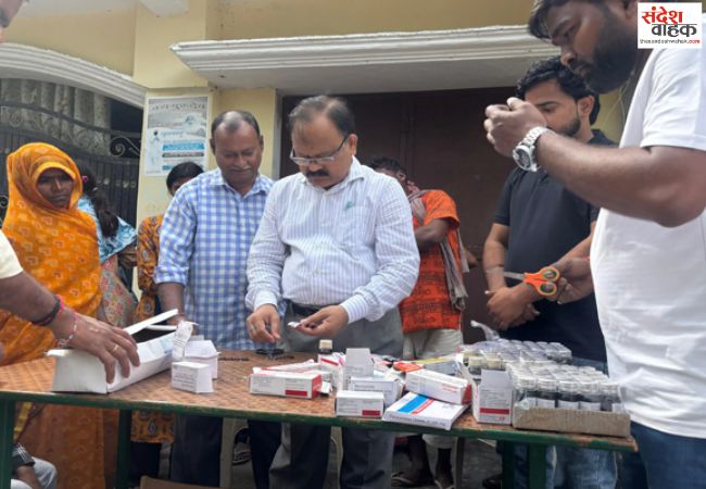मेले में खस्ता खाने से 102 लोग बीमार, 17 की हालत गंभीर