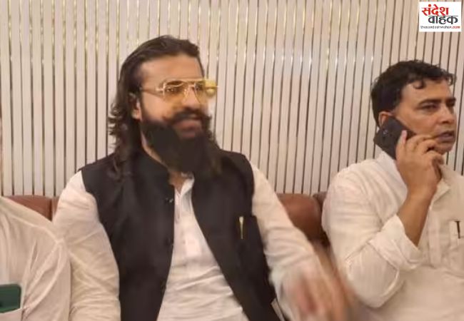 अब्बास अंसारी का ओवैसी पर तीखा हमला