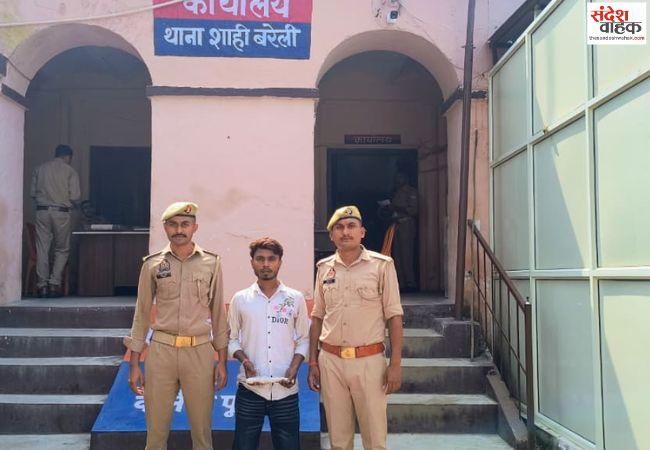 तमंचा और कारतूस के साथ युवक चढ़ा पुलिस के हत्थे