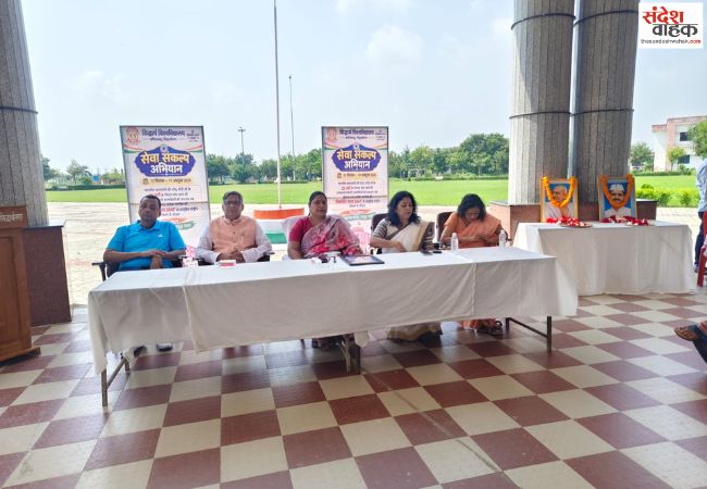 सिद्धार्थ विश्वविद्यालय में गांधी-शास्त्री जयंती पर श्रद्धांजलि व सांस्कृतिक कार्यक्रम आयोजित