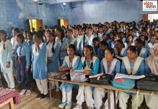 विद्यालय में पॉक्सो अधिनियम को लेकर विशेष जागरूकता कार्यक्रम आयोजित