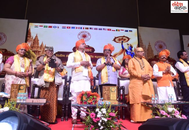 धर्म संसद में मथुरा में भव्य श्रीकृष्ण मंदिर और शौर्य दिवस समेत पास हुए 12 ऐतिहासिक प्रस्ताव