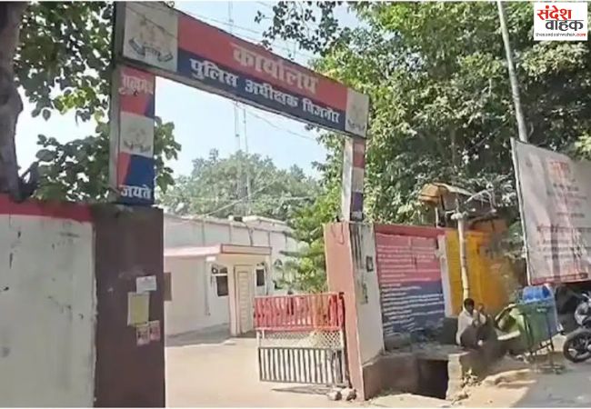 पुलिस के आधिकारिक व्हाट्सएप ग्रुप में आपत्तिजनक वीडियो शेयर करने वाला SHO सस्पेंड