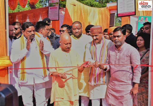 नारी का सम्मान और स्वावलंबन ही राम राज्य का आधार: सीएम योगी