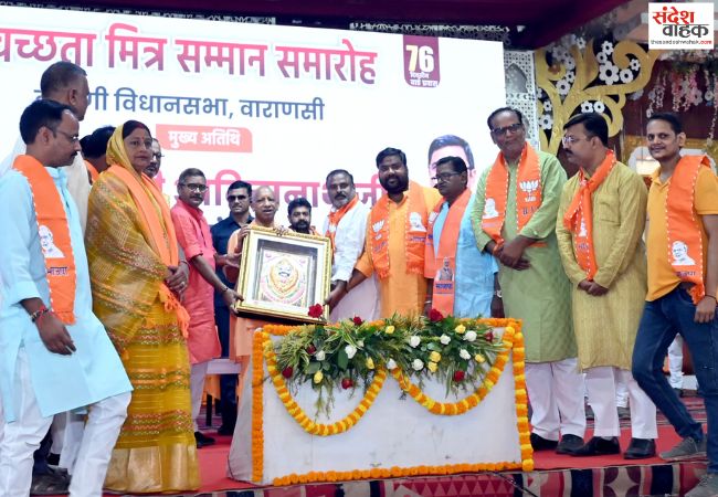 माफिया की जगह सिर्फ मिट्टी, कब्जाई जमीनों पर बनेंगी गरीबों की हवेलियां: सीएम योगी