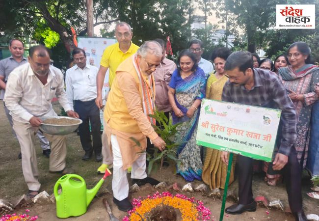 लखनऊ में योग करने वालों की मांग पर सुरेश खन्ना ने लिया संज्ञान, पार्क में बनेगा योग चबूतरा