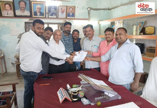 लखीमपुर के राजा प्रताप विक्रम शाह इंटर कॉलेज में चुनाव पर विवाद, मतदाता सूची सार्वजनिक करने की मांग