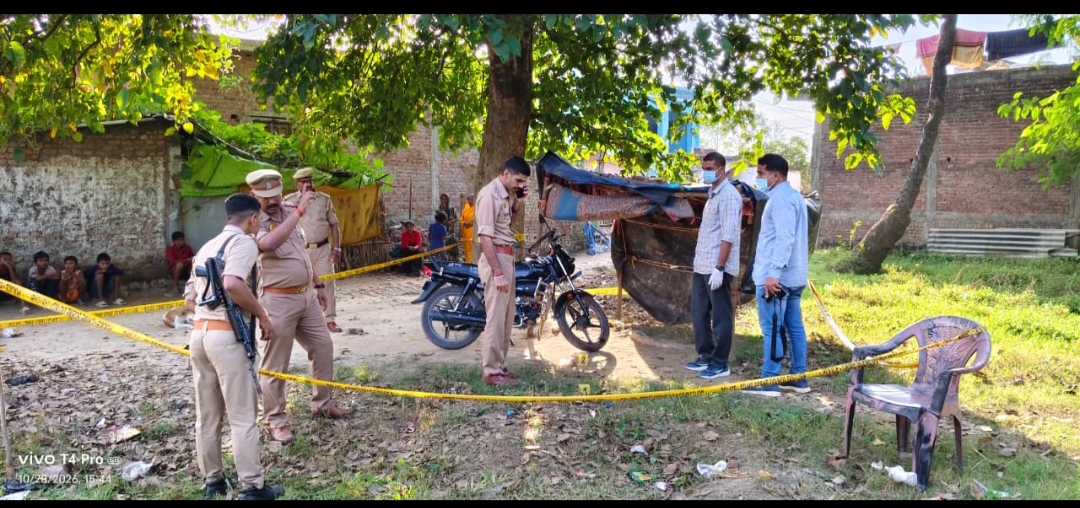 सिद्धार्थनगर में 23 वर्षीय युवक की हत्या का आरोप, मां के सामने सिर पर मारी लोहे की रॉड